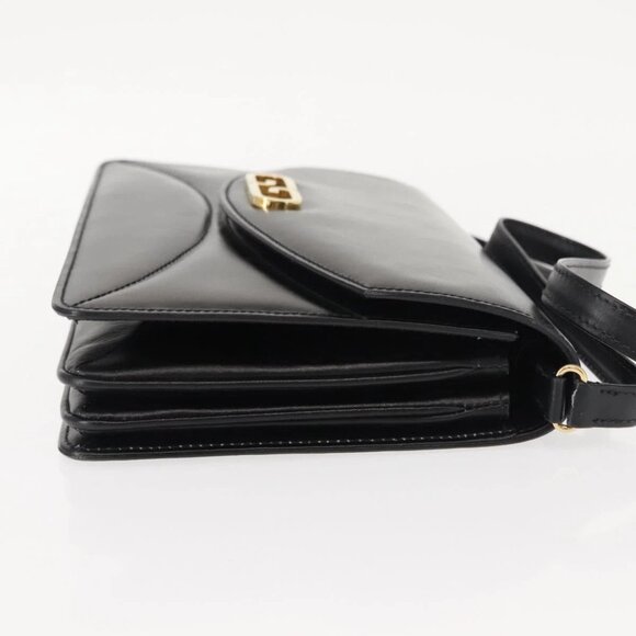 GUCCI Shoulder Bag Leather Vintage Black Gold Auth 146810 - Picture 3 of 16